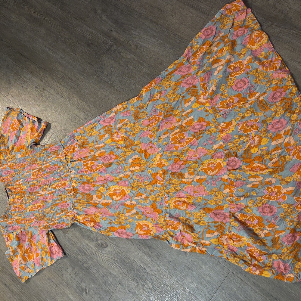 Boho Floral Smocked / Tiered Maxi Dress - Picture 8 of 13